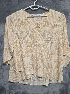 Beautiful 2X Beige & White Patterned Women's Blouse